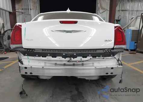 2019 Chrysler 300 Touring from USA, damaged, VIN 2C3CCAAGXKH740714